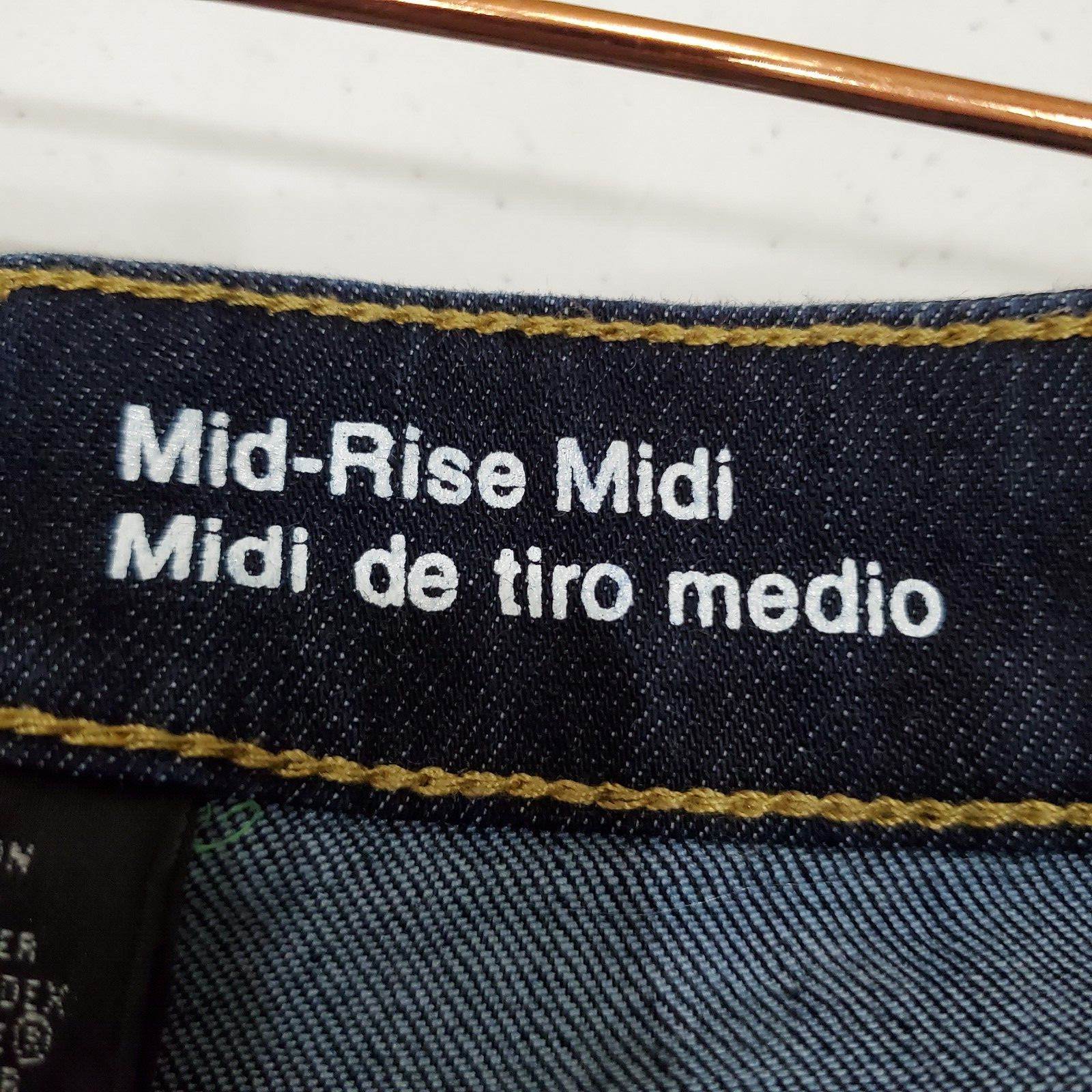 Mossimo Shorts Womens Size 8 Dark Blue Super Stretch Denim Comfort Cuffed image 6