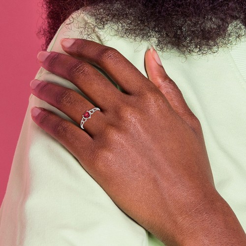 Avariah 14k White Gold Garnet Birthstone Ring - Ring Size 6.0 - Bild 3 von 4