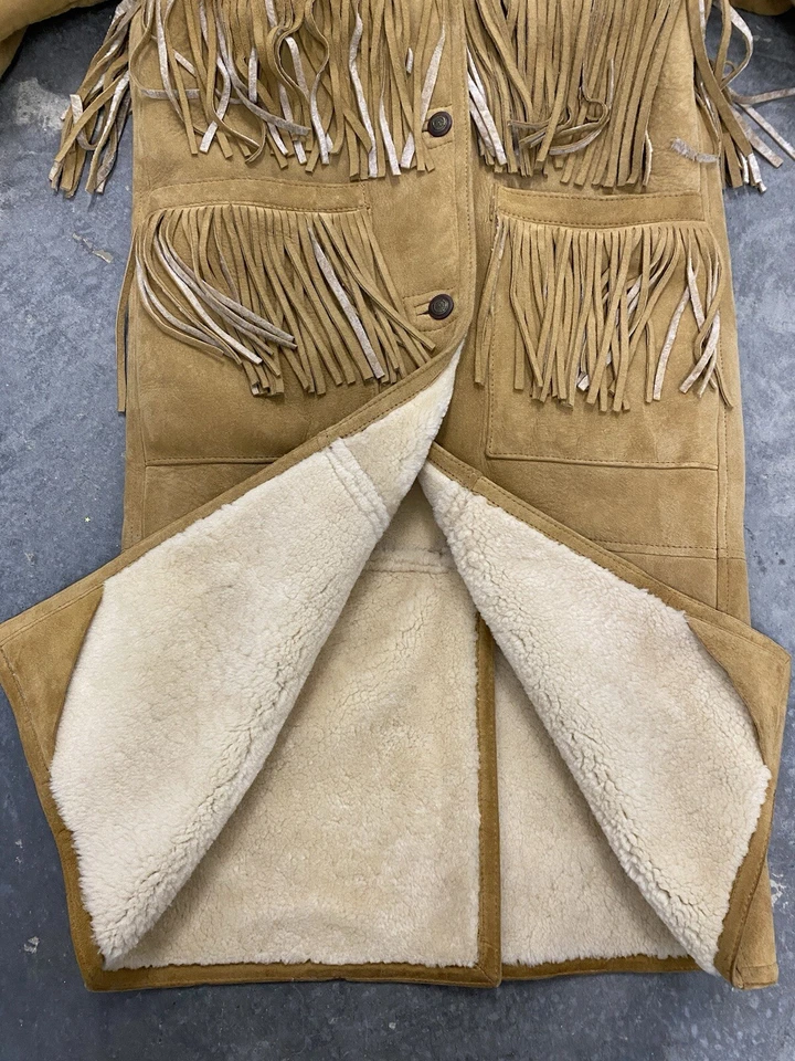 Casaco feminino Blue Duck bronzeado comprimento total franja Sherpa pele de carneiro real feito nos EUA - Imagem 3 de 4