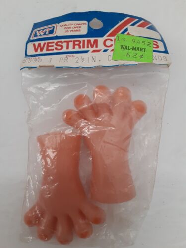 VINTAGE WESTRIM CRAFTS 2.5 Clown Hands STYLE 6590 1 Pair Doll Making Juggalo NOS - Picture 1 of 4