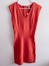 NWT Women’s GUESS Atomic Tangerine V-neck Dress SzMedium Bodycon Mini Stretch