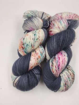 handgefärbte Merino Noble Sock Sockenwolle  100 g WILDES GRAU