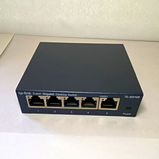TP-Link TL-SG105 5-Port Gigabit Ethernet Unma...