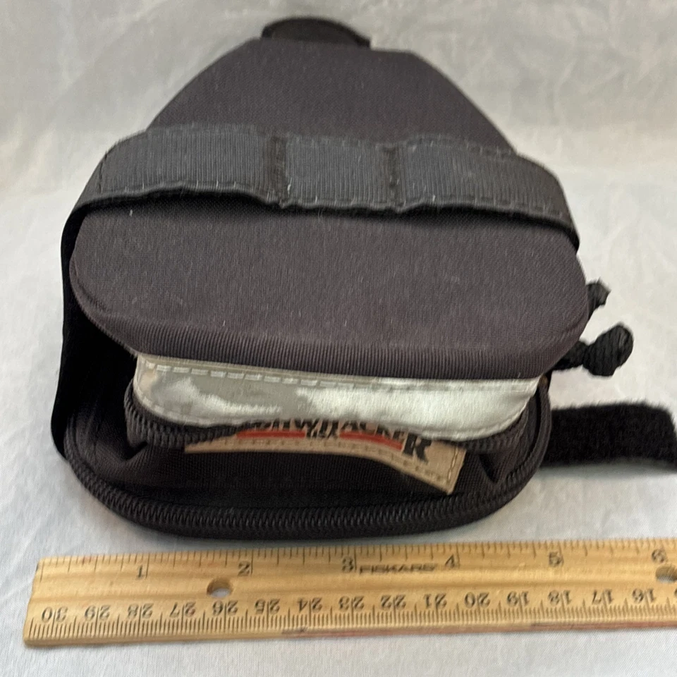 Vintage Bushwhacker USA Bike Bag Frame Style Bicycling Triangle Black Bag - Image 4 of 4