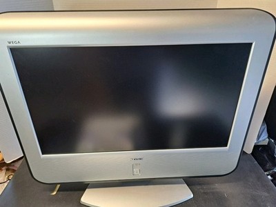 Sony Wega KLV-23M1 23'' LCD TV Flat Screen Retro Gaming w/ Remote