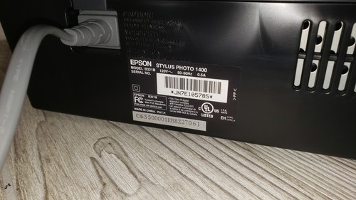 Epson Stylus Photo 1400 Wide Format Printer Powers On And Goes Thru The Motions - 第 8/8 張圖片
