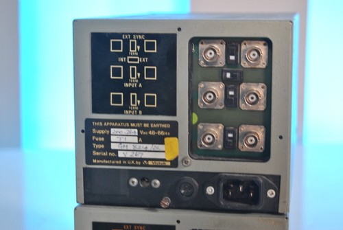 2 Vintage Mini Video Monitors CRT Vistek for Gaming - Picture 6 of 6