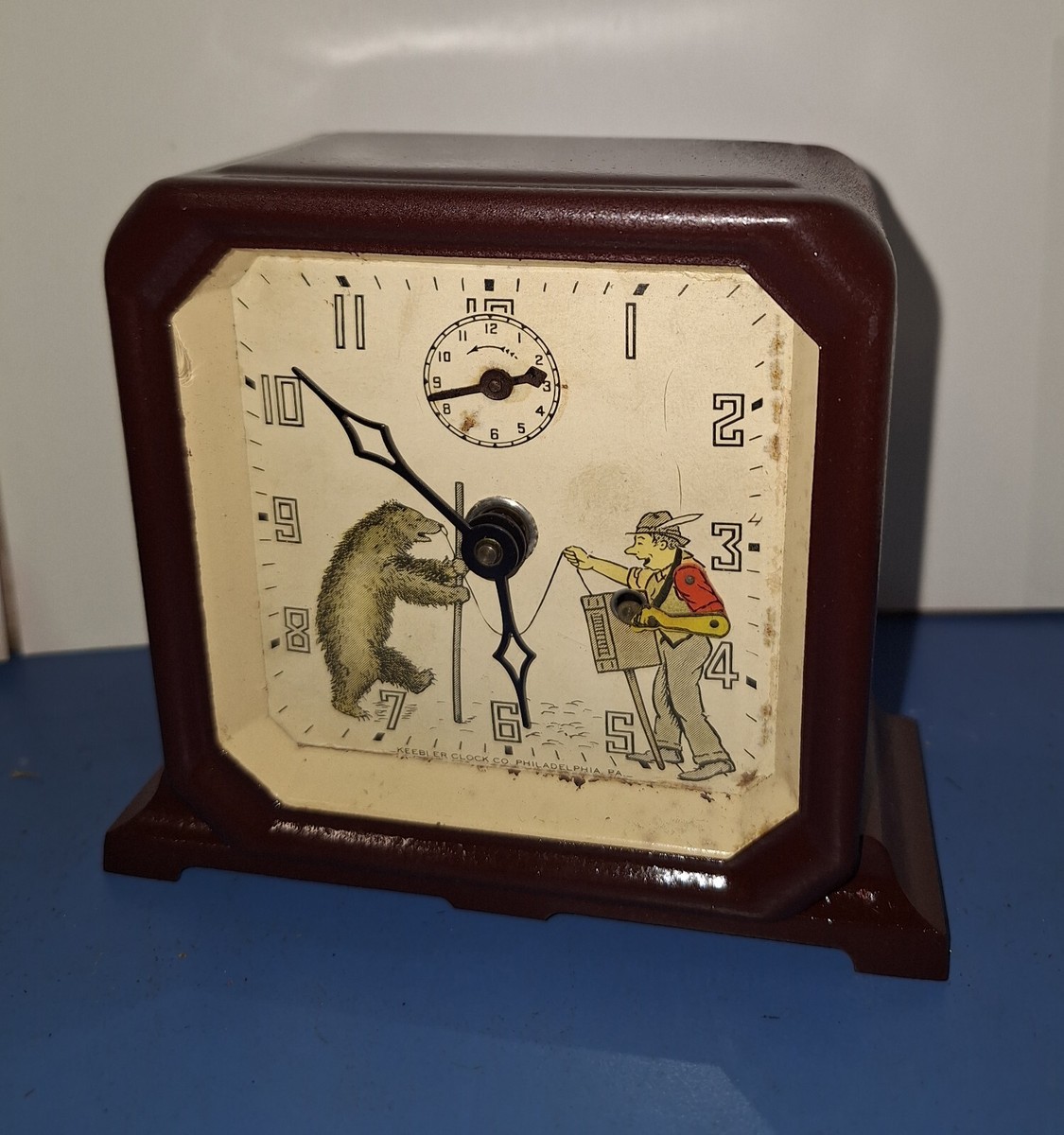 Wonderful Lux Novelty Organ Grinder & Bear Desk Clock Working