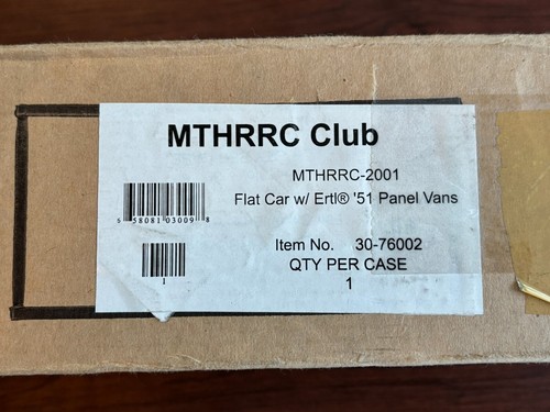 Rail King 30-76002 Flat Car w/Ertl 1951 Panel Vans in Original Shipping Box - Picture 7 of 8