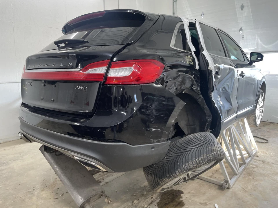 Conjunto de lanterna traseira usado serve: 2017 Lincoln Mkx plataforma elevatória montada em porta elevatória elétrica - Imagem 4 de 4