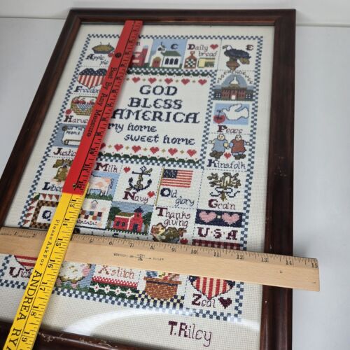 Vintage fertiger Kreuzstich gerahmt hinter Glas Gott segne Amerika patriotisches ABC - Bild 3 von 11