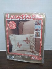 Vintage Lasetta Plus Butterfly Pillow Yarn Craft Kit New L50