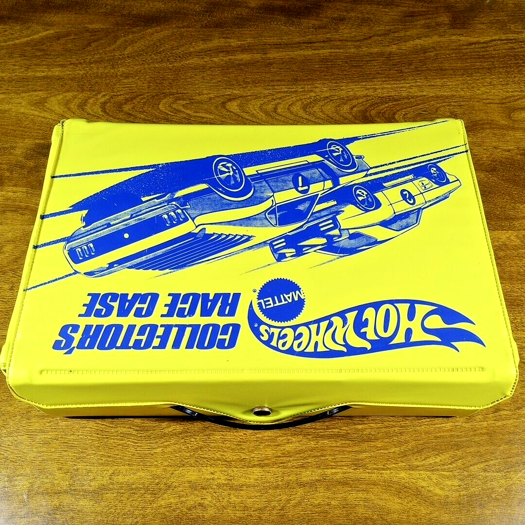 Vintage Hot Wheels Redline 24 Car Collector's Race Case Yellow USA