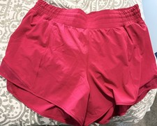 Lululemon Hotty Hot HR Short 2.5" Lined Dark Pink Size 10 Women s