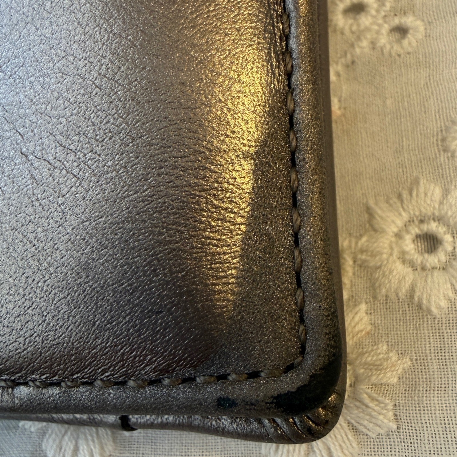 Coach Metallic Pewter Leather Bifold Wallet Horse and Carriage Logo Silver Tone thumbnail 7