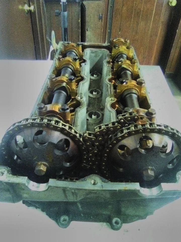 99-05 Saab 9-5 culata 4 cilindros motor B235E  Foto 4 de 4