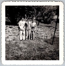 Vtg B&W Snapshot Three Young Men Suits Ties Deckle Edge Photo Outdoor Lawn 1940s