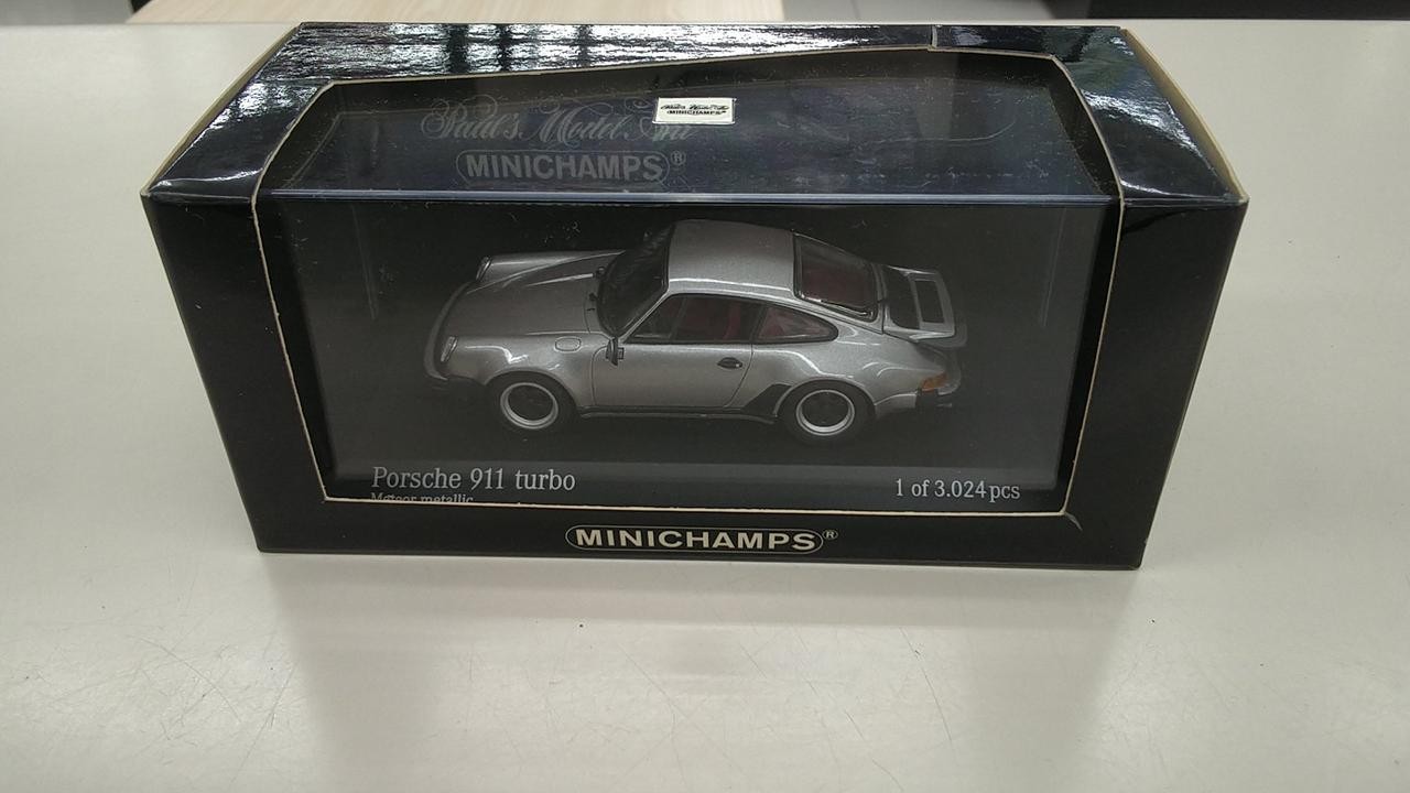 Foto 1 di 5