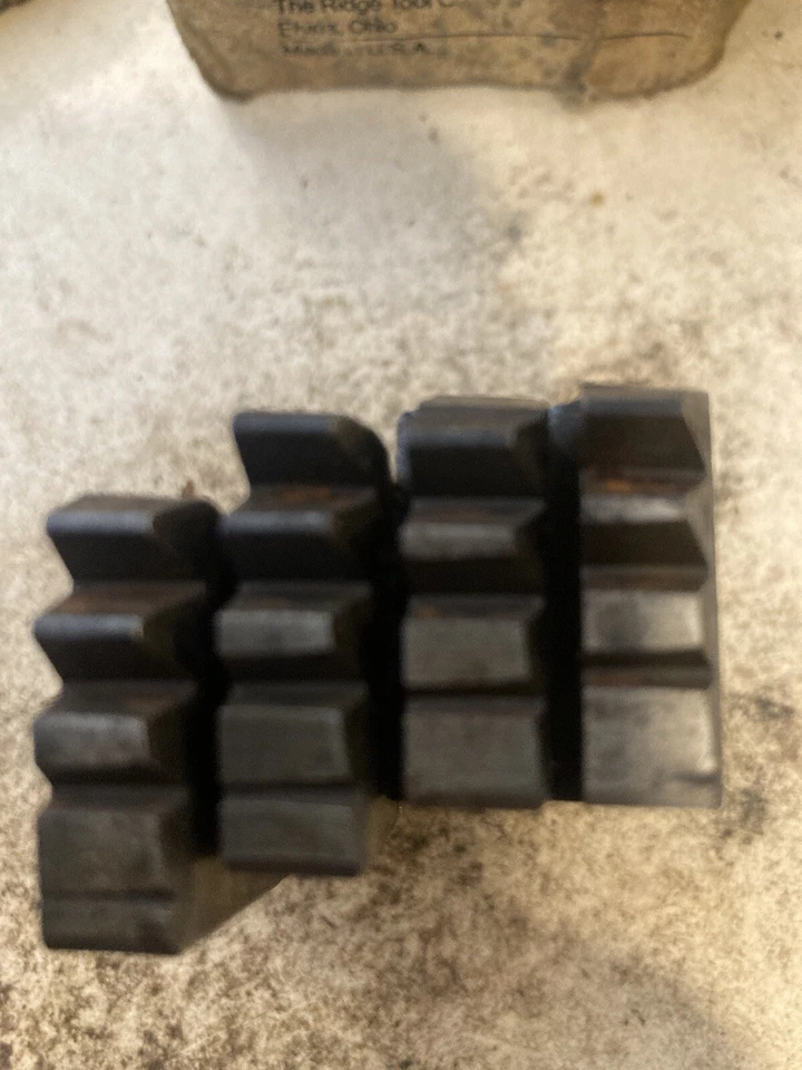 Ridge Tool Co. Cat. No. 48985 LEFt HAND Ridgid #500B diehead) 2-4-1/2” - Image 4 of 4