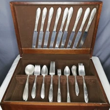National Silver Co 1936 "King Edward" 91 pc silverware set