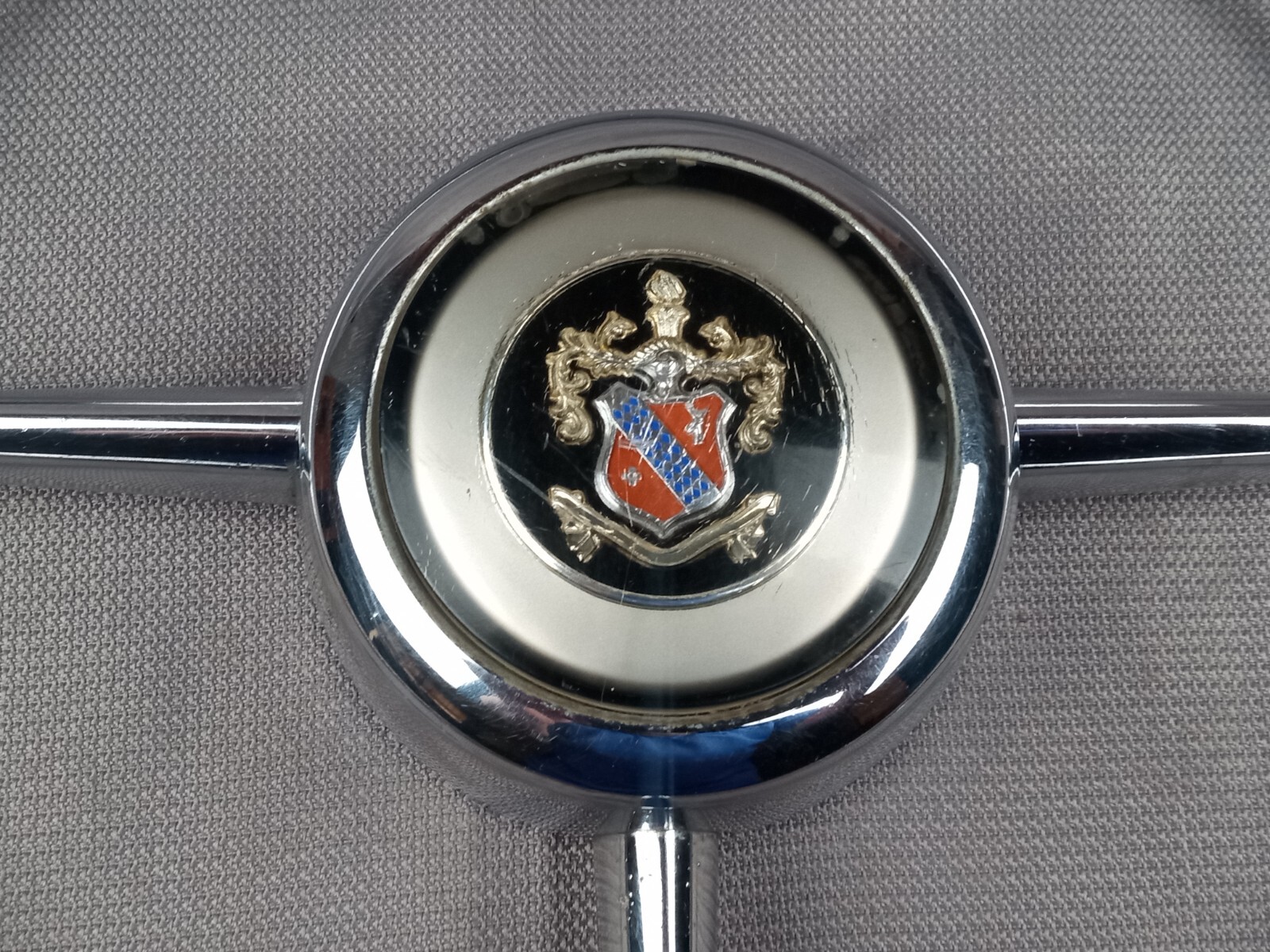Foto 2 di 24
