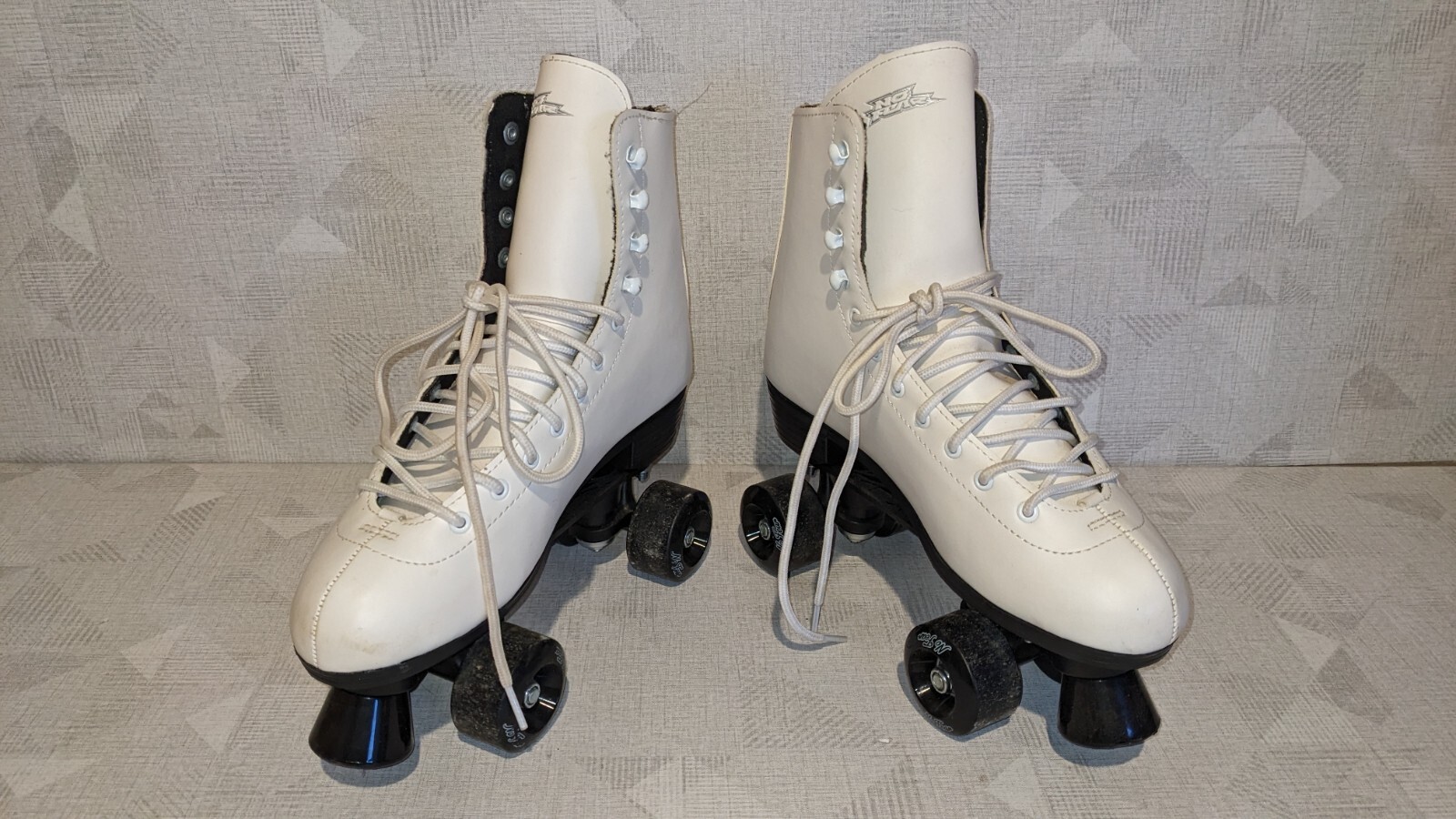 No Fear Roller Skates Classic Lace Up Size UK 7 eBay