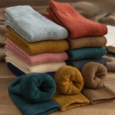 5 pairs of men's and women's winter plush insulated medium length cotton socks