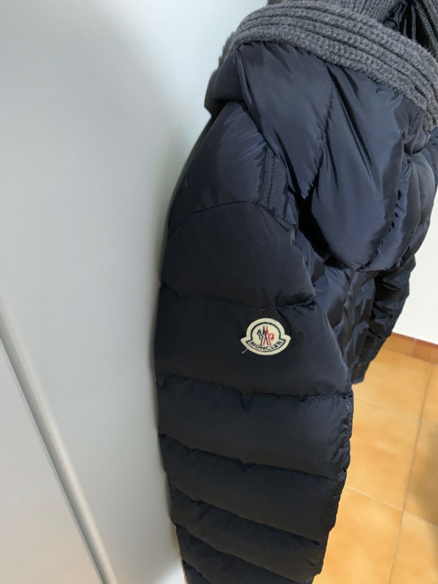 Piumino originale Moncler modello Canut taglia