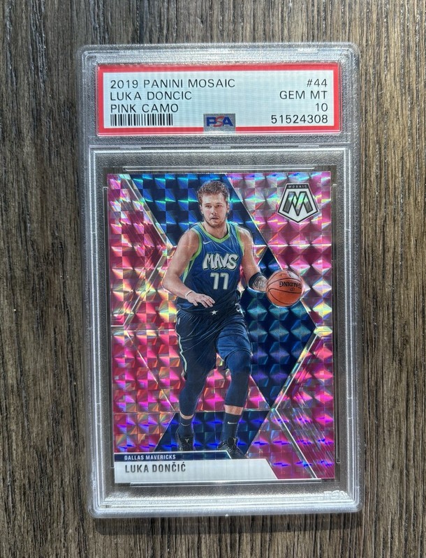 2019 Panini Mosaic Luka Doncic Pink Camo #44 PSA 10 GEM MT LAKERS HOT