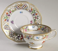 Schumann - Bavaria Chateau Dresden-Royal Dresner Art Cup & Saucer 657638