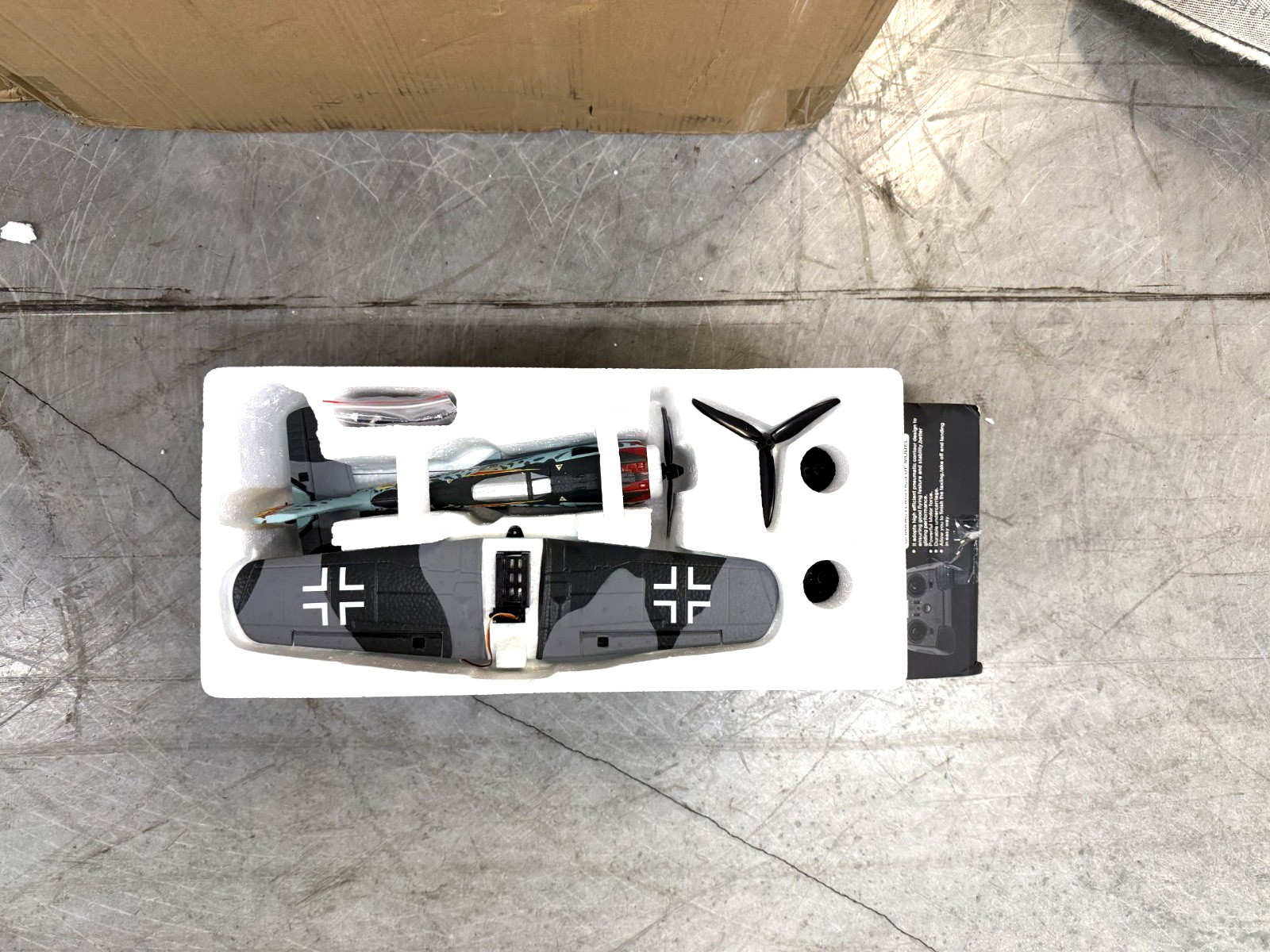 FW-190 QF013 4 CH Brushless RTF Aerobatic RC Plane w/2 Batteries Unique Colors!