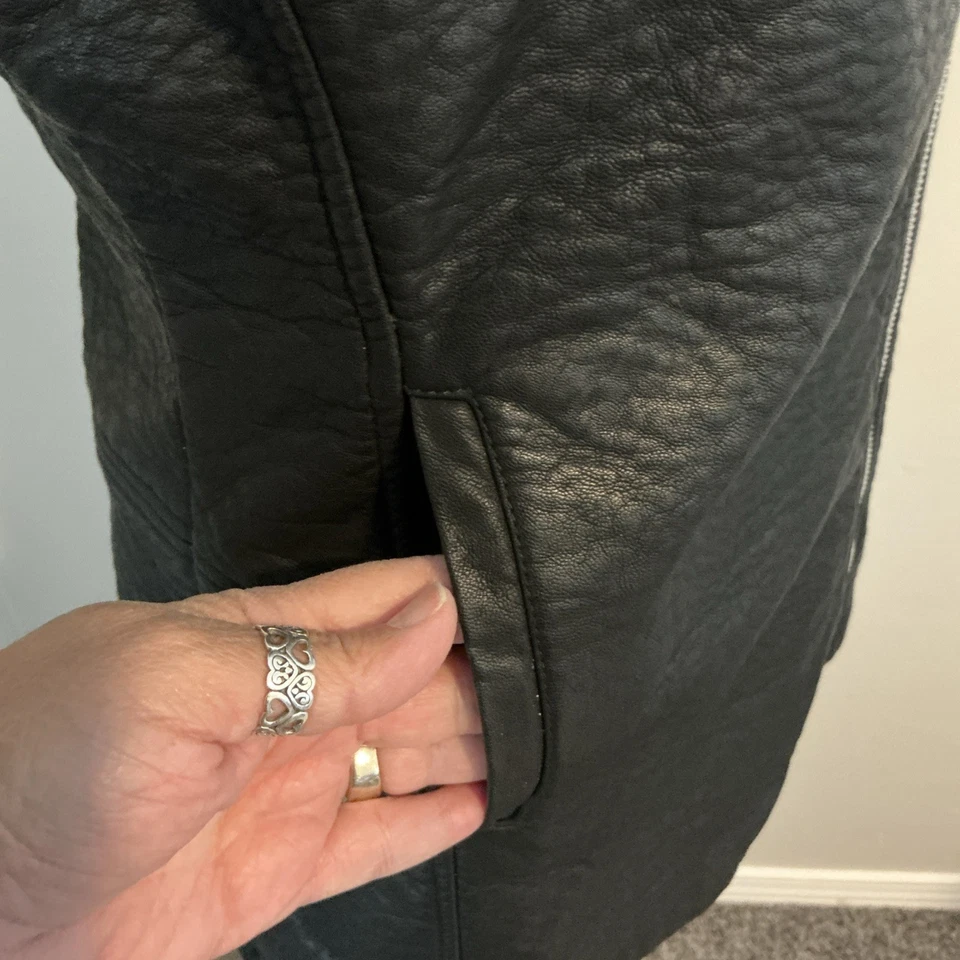 Paparazzi By Biz Womens Faux Leather Collared Zip Detail Sleeveless Vest Black M - Image 4 of 4