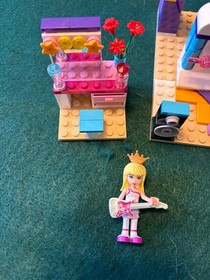 Lego Friends, 41105, Rock Stage, added 41004 and 41196, rehearsal stage and bus