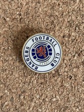 GLASGOW RANGERS - Quality metal /Enamel Pin Badge Price  Includes postage in UK