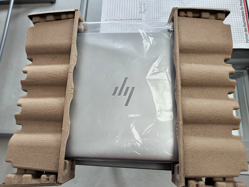 HP EliteBook 860 G9 · i7-1260P · 32GB · 1TB, Foto 3 von 4
