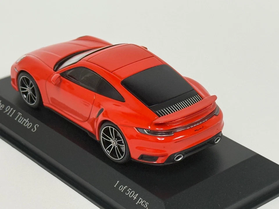 1/43 Minichamps Porsche 911 Turbo S de 2020 en naranja lava 410 069476 BK135 Foto 2 de 4