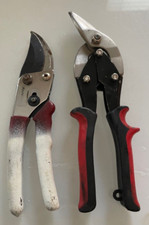 Vintage Fiskars Pruning Pruner Shears Gardening Cutting (PAIR) 2 - 1 Made in USA
