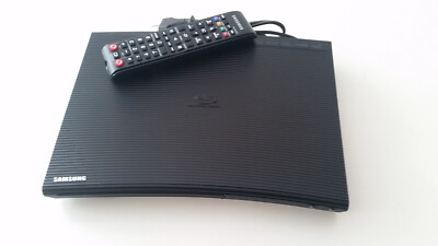 Samsung BD-J5500 - 3D Blu-ray Player / Curved Design (HDMI, USB)