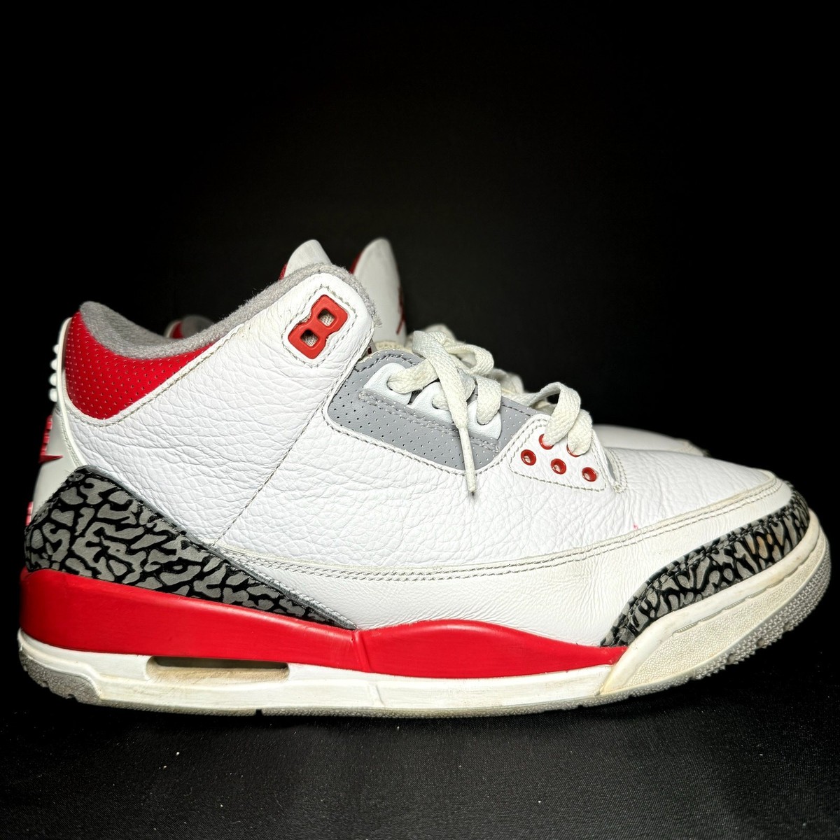 Jordan 3 Retro Fire Red 2022 Size 11 Air Jordan 3 Fire Red Retro OG 2022 White Cement Grey DN3707  main image 4