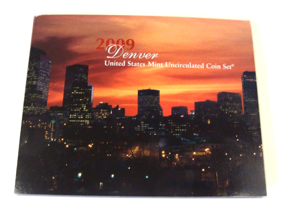 2009 Uncirculated Coin Sets / Philadelphia & Denver Mints / Government Packaging - Image 2 of 4