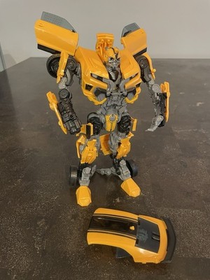 Transformers Age of Extinction AOE Leader Class Autobot Bumblebee Hasbro 2014