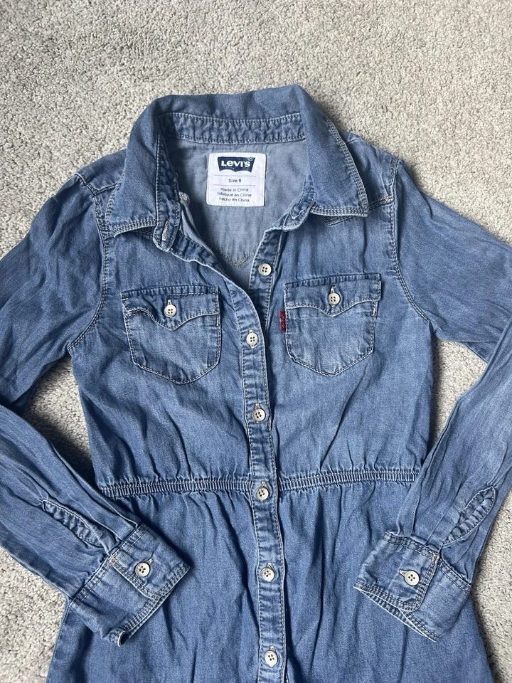 Levi’s Girls Denim Button Up Dress Size 6(110-116cm/5-6yrs) Long Sleeve Blue  - Image 2 of 4