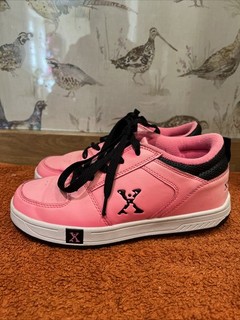 Sidewalk Sports Heelys Size 4 Teens Girls Lace Up Skate Shoes Wheels