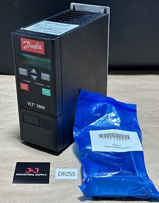 NEW NO BOX Danfoss VLT 2800 Control Frequency Inverter 134H2362 220-240V, 0.9kVA