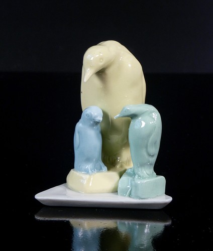 ⚜️ SCULTURA CERAMICA PORCELLANA PINGUINO CUCCIOLI FIRMATA VALTER CAPODIMONTE - Imagen 2 de 8