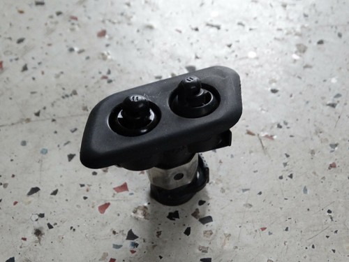Original BMW E39 Spritzdüse links Scheinwerferreinigung Xenon 8360661