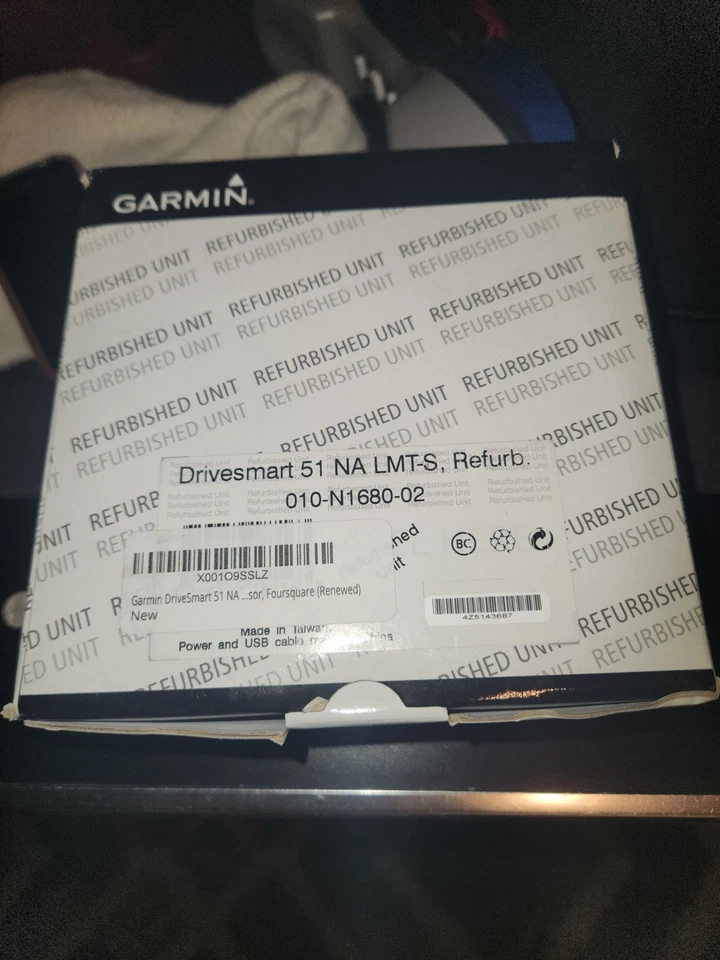 Garmin DriveSmart 51 North America LMT-S 5" GPS Navigator Unit - No Mount Bundle - Image 3 of 4