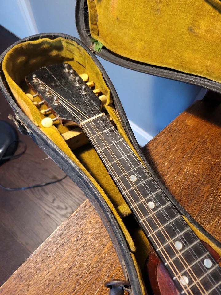 1911 Gibson A Mandolin - Image 3 of 4
