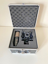 AKG P220 Condenser Microphone + Shock Mount & Case – Excellent Condition