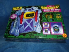 The Incredible Hulk Break-Out Gamma Ray Trap 1997 Toy Biz NIOB 100%